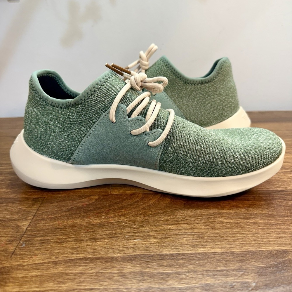 Vessi Women's Everyday Classic Sneaker Fig Green On Off White New In Box Size 10 - Picture 4 of 14
